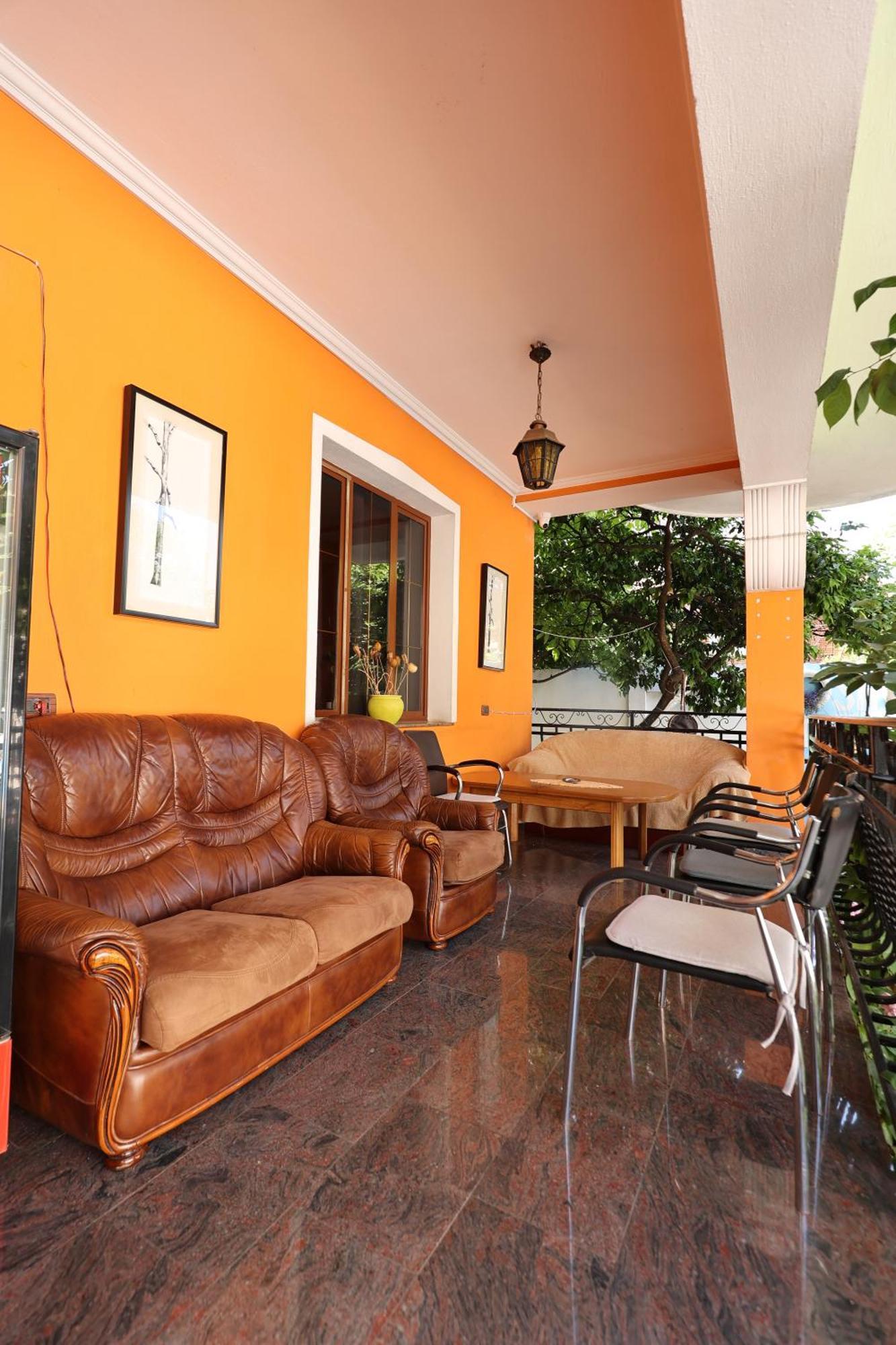Hostel Osho Τίρανα Εξωτερικό φωτογραφία