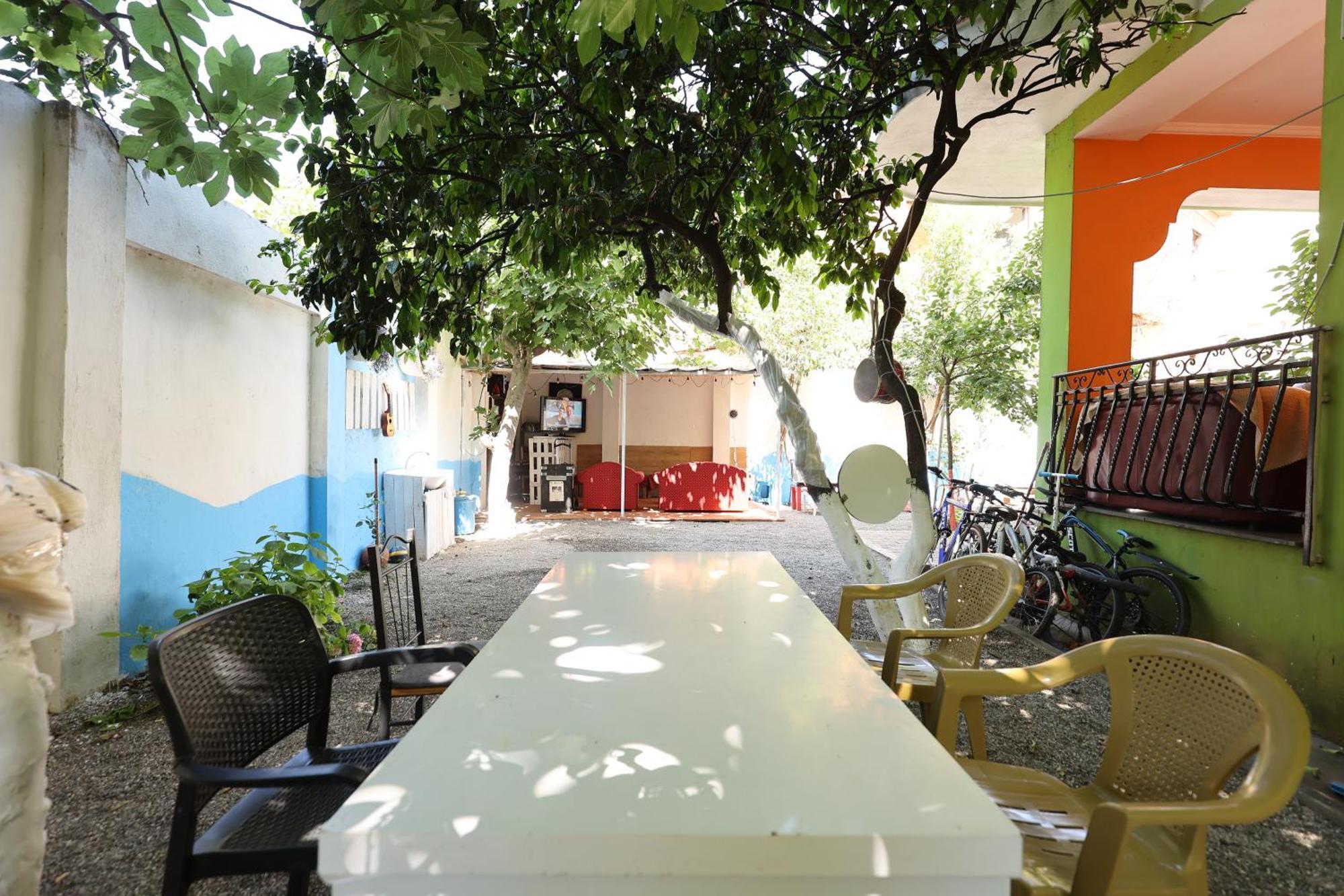 Hostel Osho Τίρανα Εξωτερικό φωτογραφία