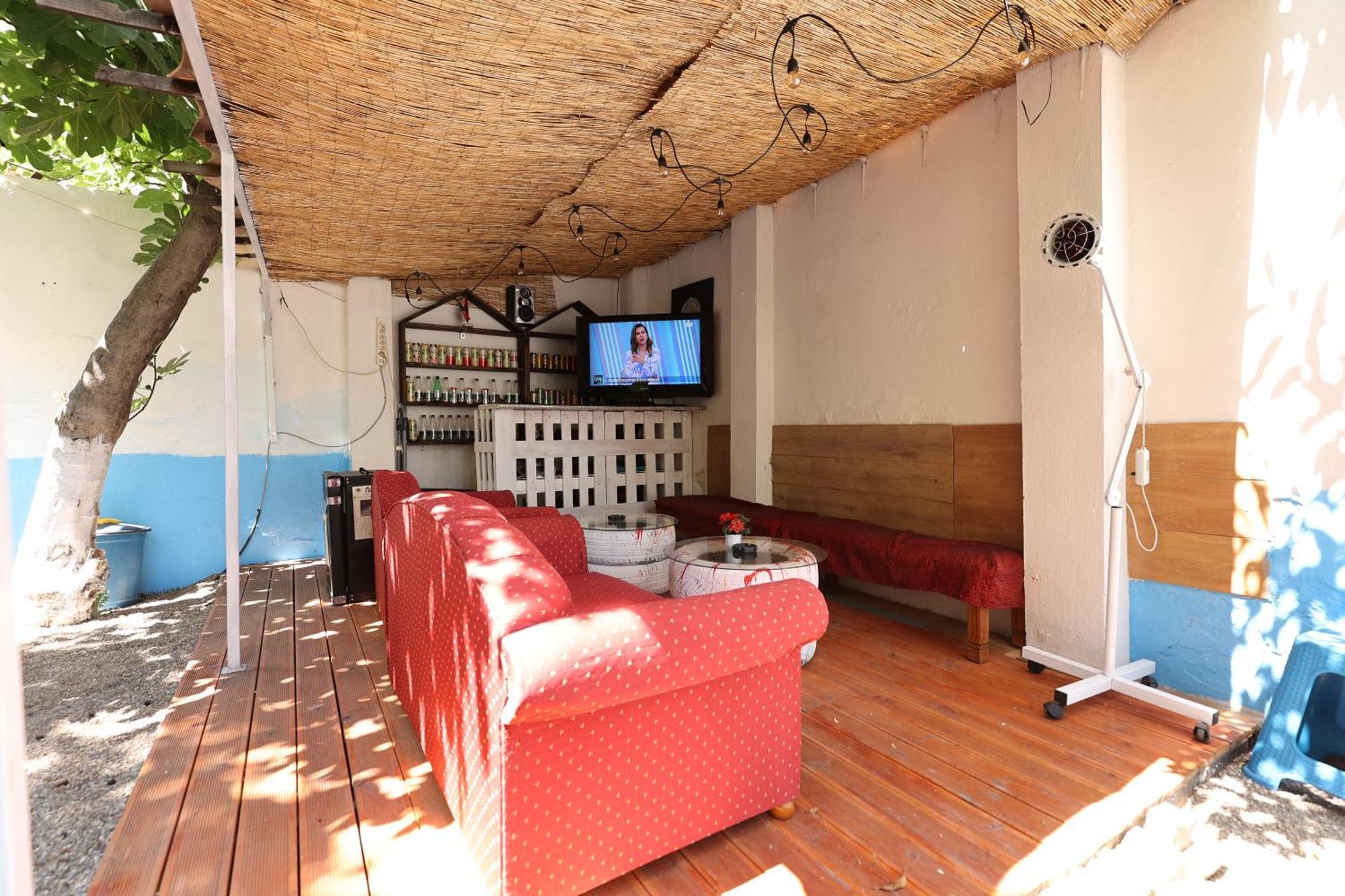 Hostel Osho Τίρανα Εξωτερικό φωτογραφία