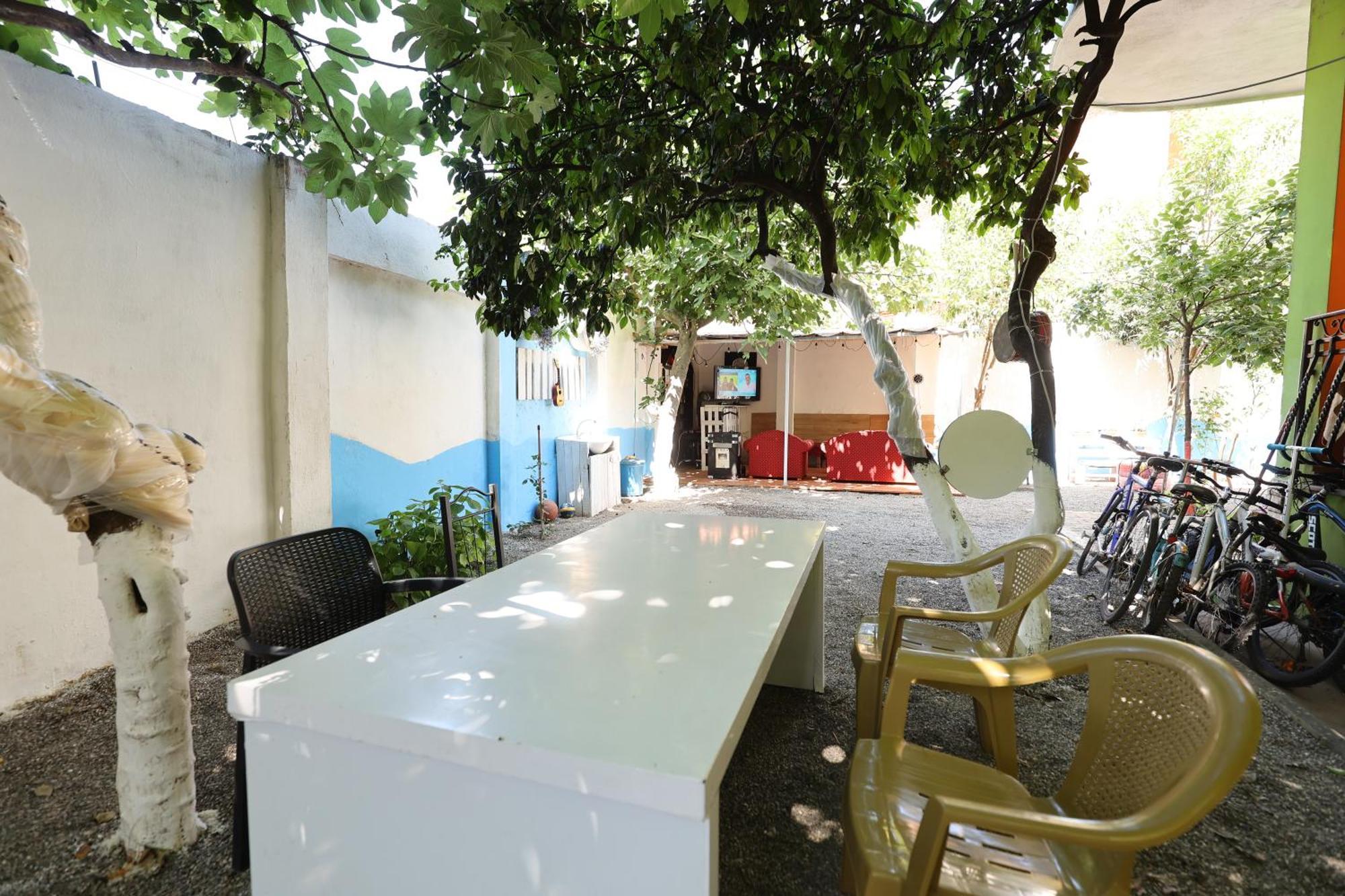 Hostel Osho Τίρανα Εξωτερικό φωτογραφία