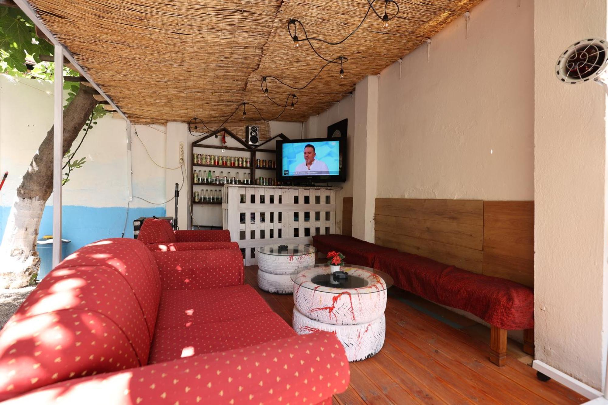 Hostel Osho Τίρανα Εξωτερικό φωτογραφία