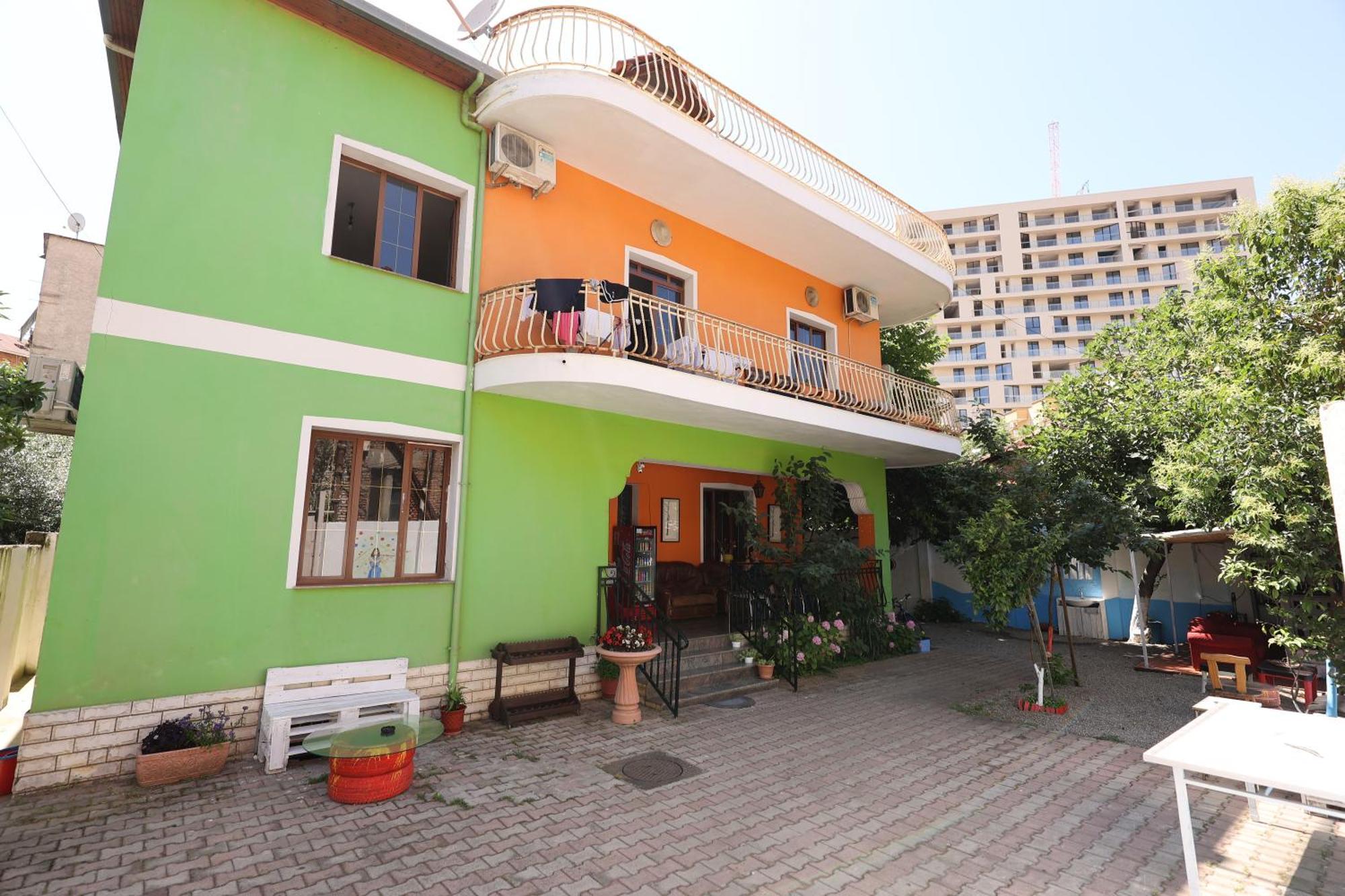 Hostel Osho Τίρανα Εξωτερικό φωτογραφία