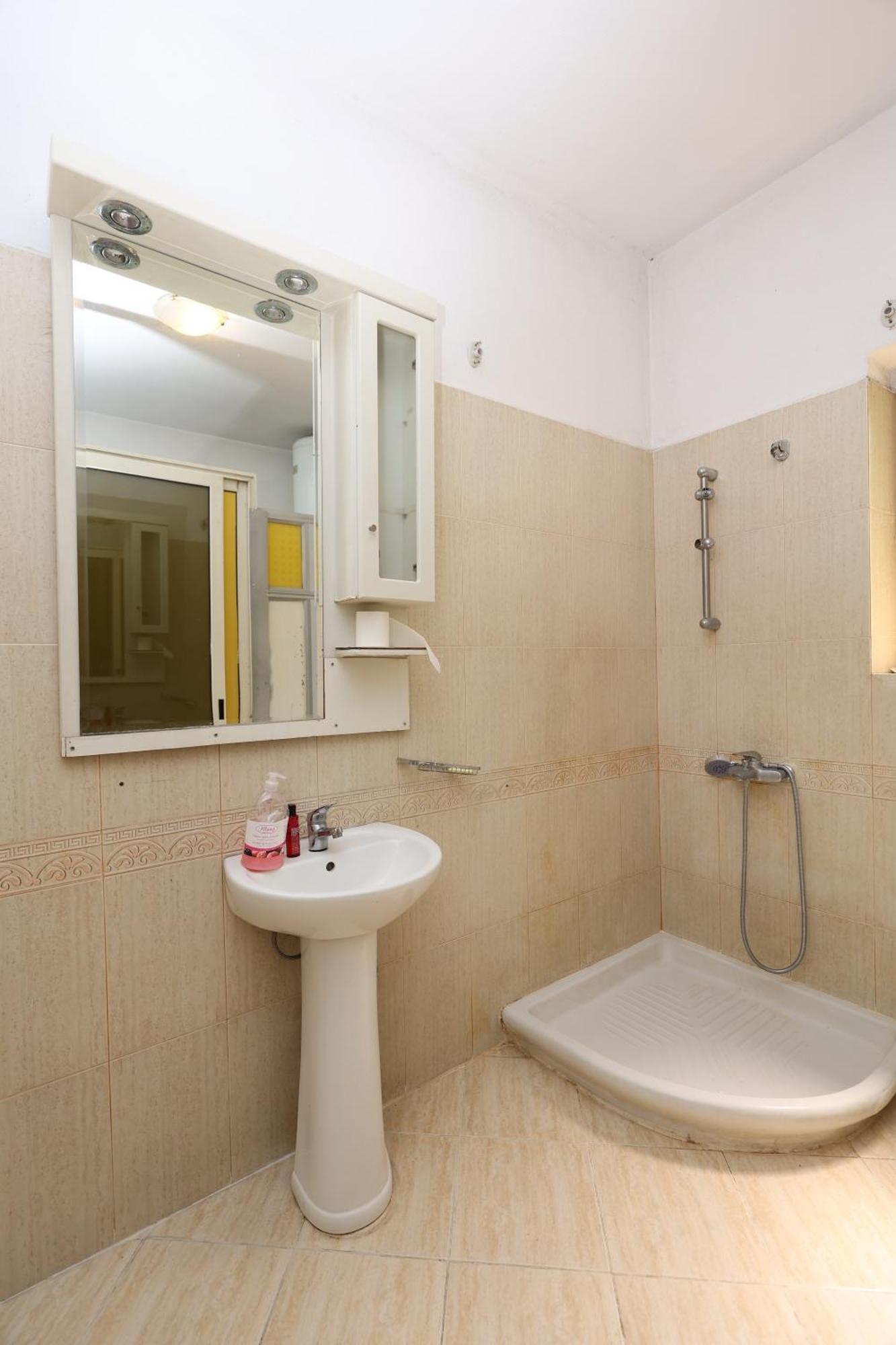 Hostel Osho Τίρανα Εξωτερικό φωτογραφία