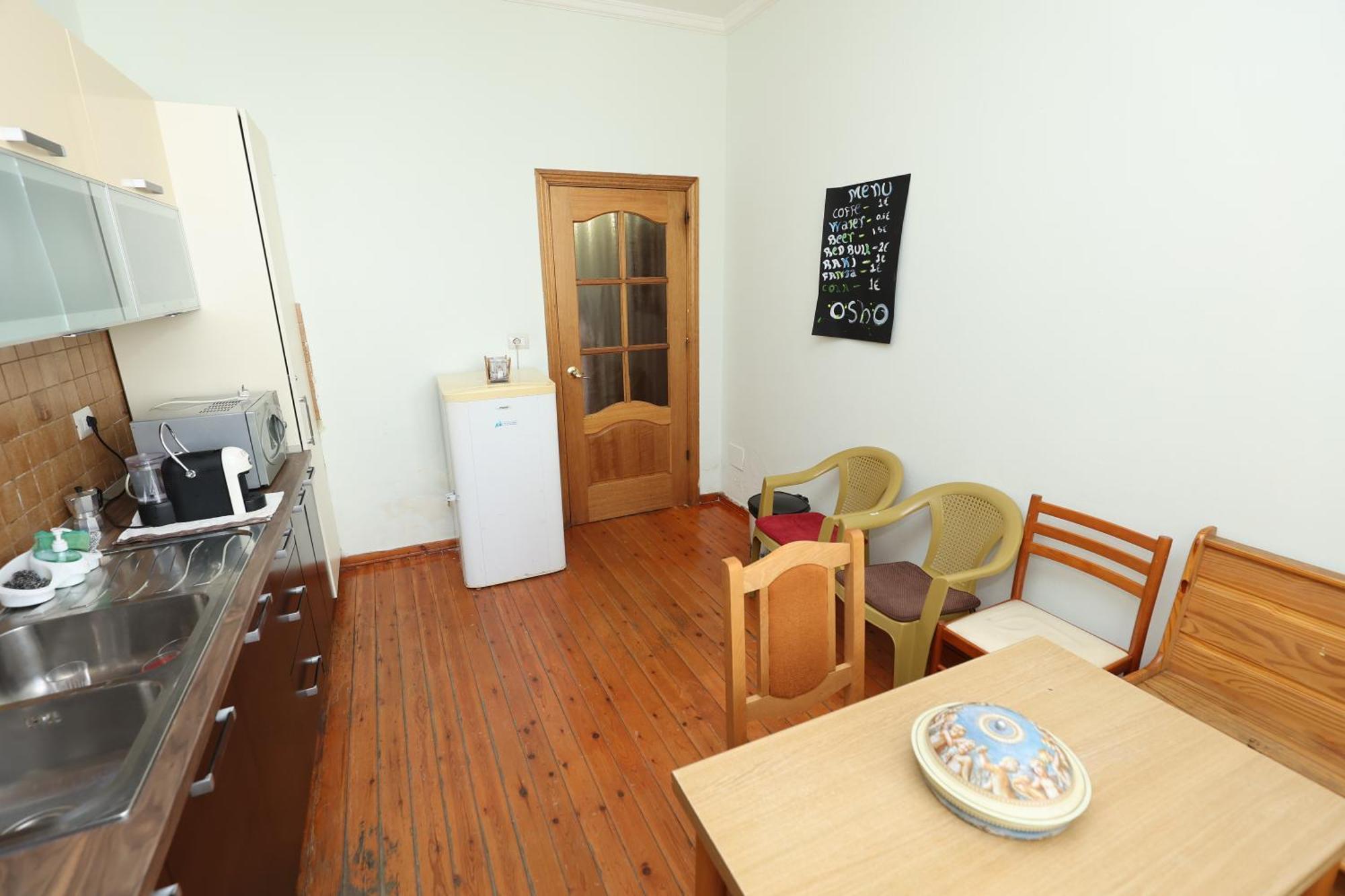 Hostel Osho Τίρανα Εξωτερικό φωτογραφία