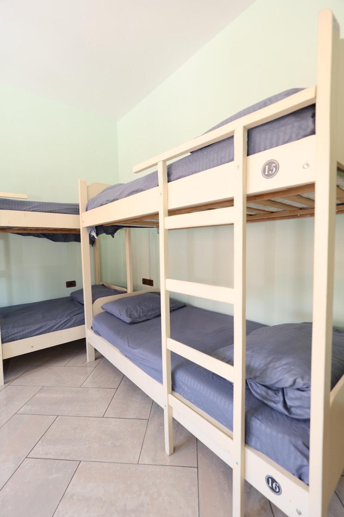 Hostel Osho Τίρανα Εξωτερικό φωτογραφία