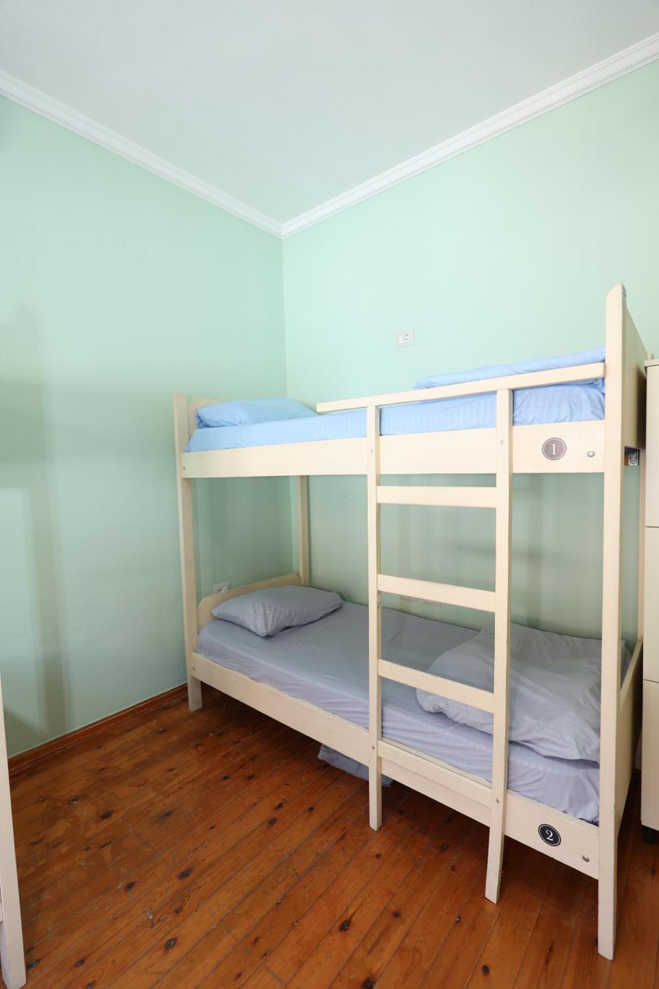 Hostel Osho Τίρανα Εξωτερικό φωτογραφία