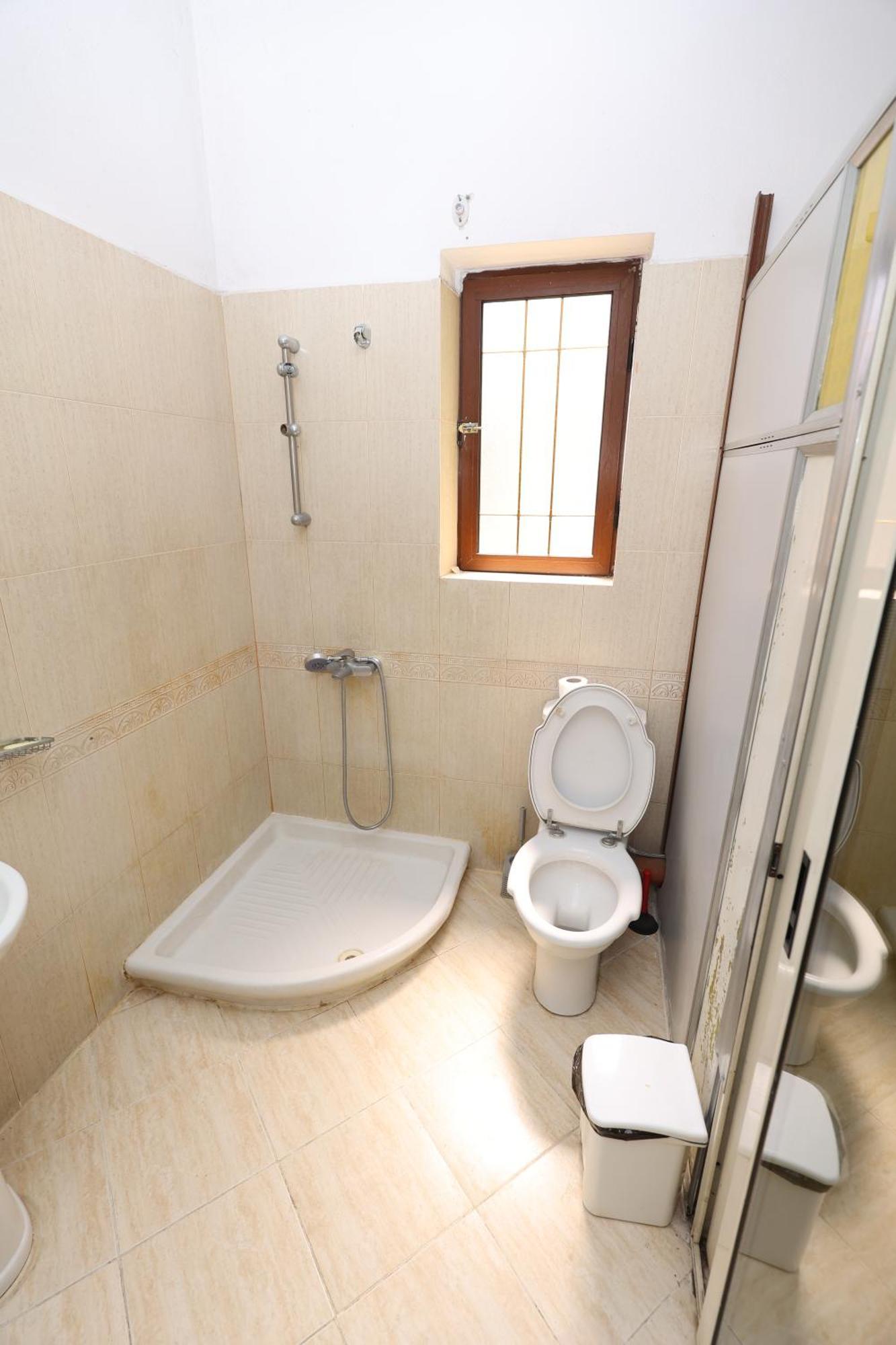 Hostel Osho Τίρανα Εξωτερικό φωτογραφία